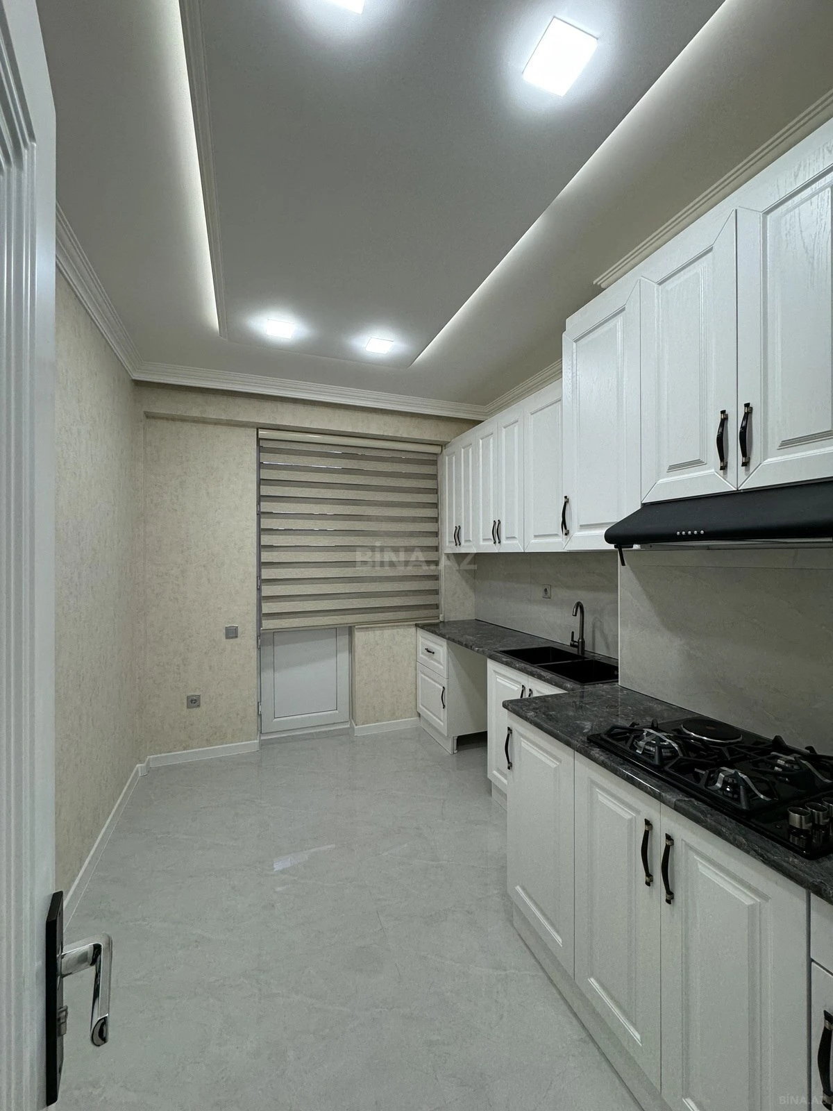 Satılır 3 otaqlı mənzil 116 m²