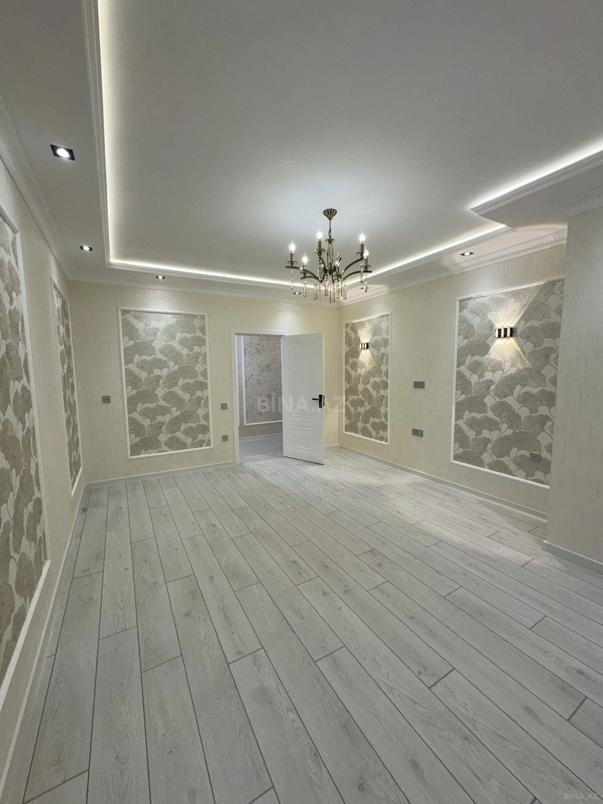 Satılır 3 otaqlı mənzil 116 m²