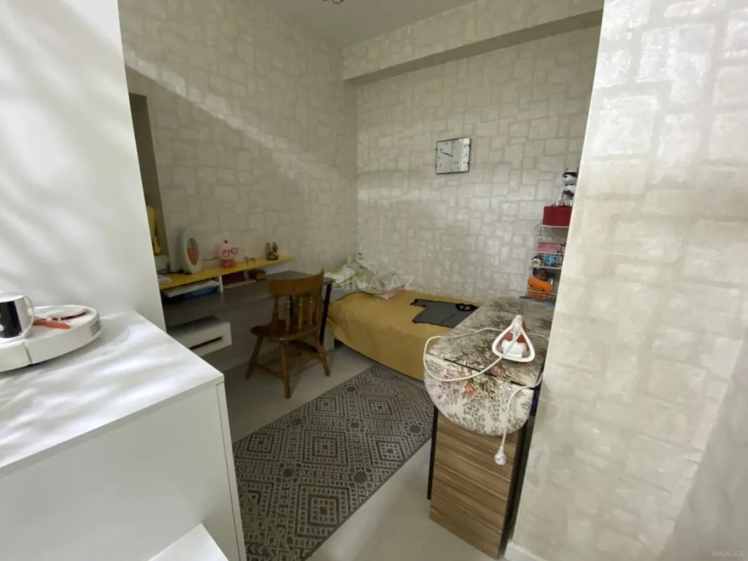 Satılır 3 otaqlı mənzil 97 m²