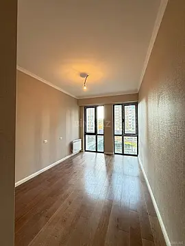 Satılır 4 otaqlı mənzil 120.4 m²