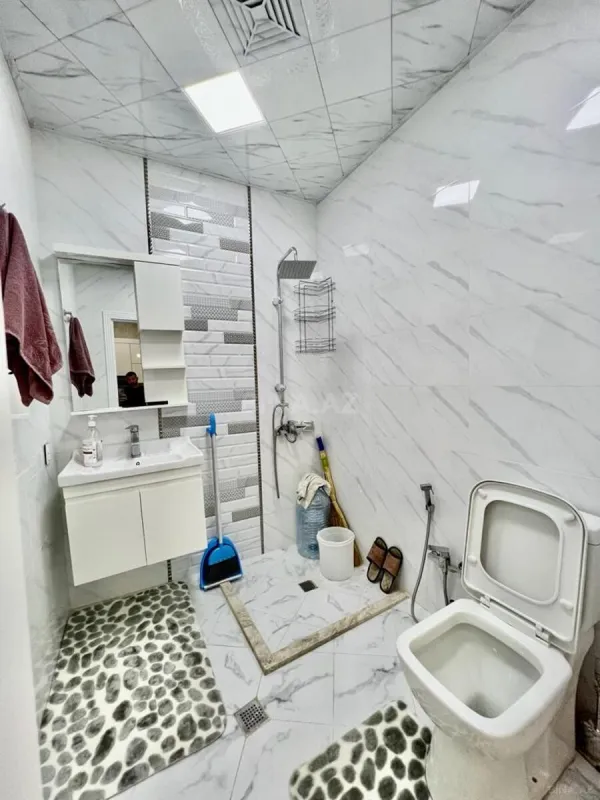 Satılır 2 otaqlı mənzil 65 m²