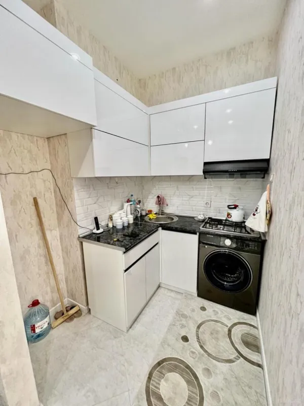 Satılır 2 otaqlı mənzil 65 m²