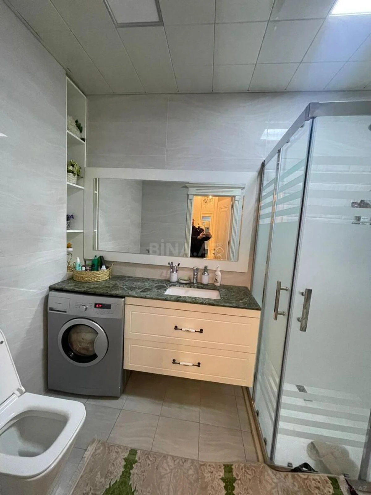 Kirayə verilir 3 otaqlı mənzil 150 m²
