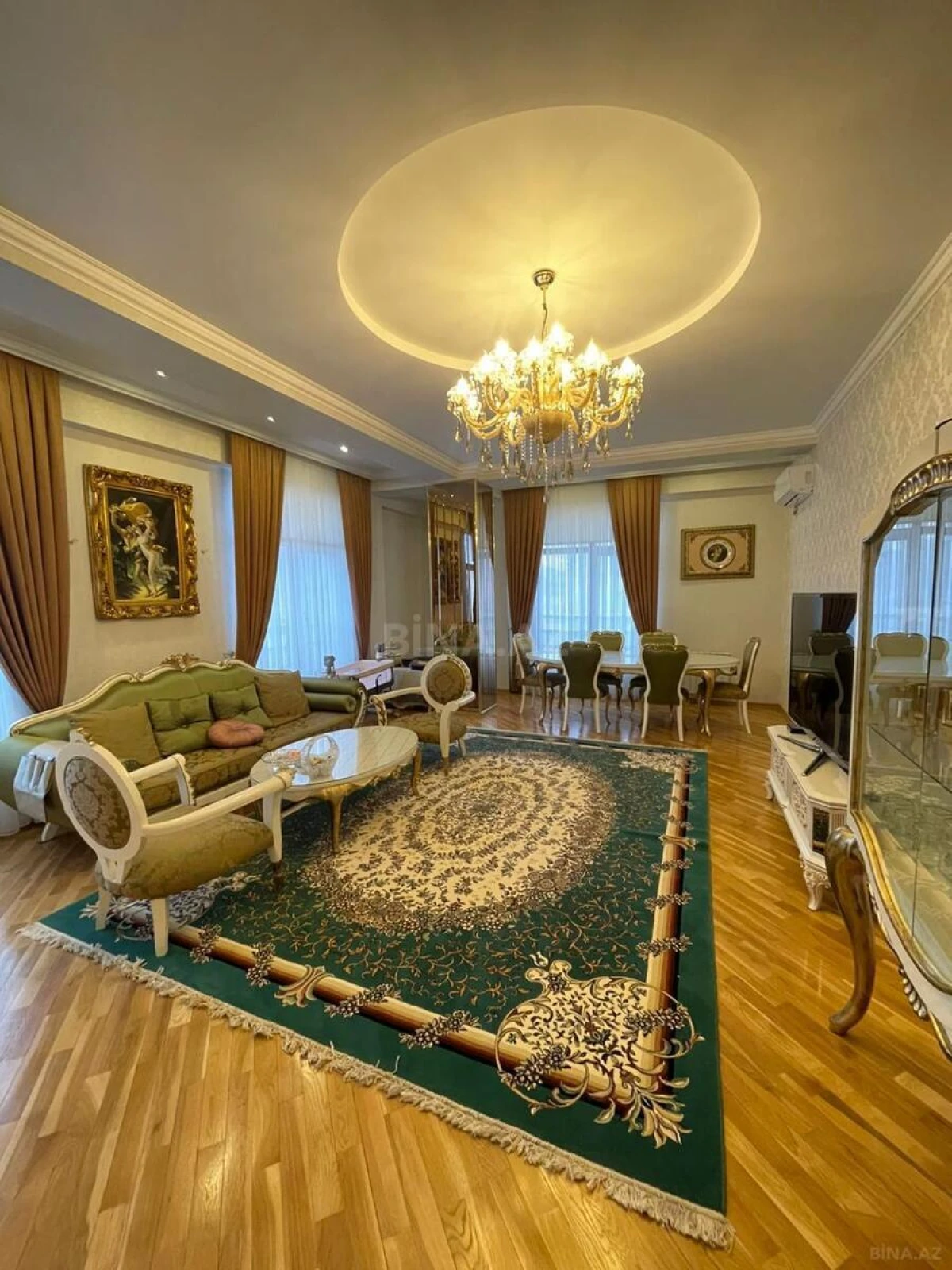 Kirayə verilir 3 otaqlı mənzil 150 m²