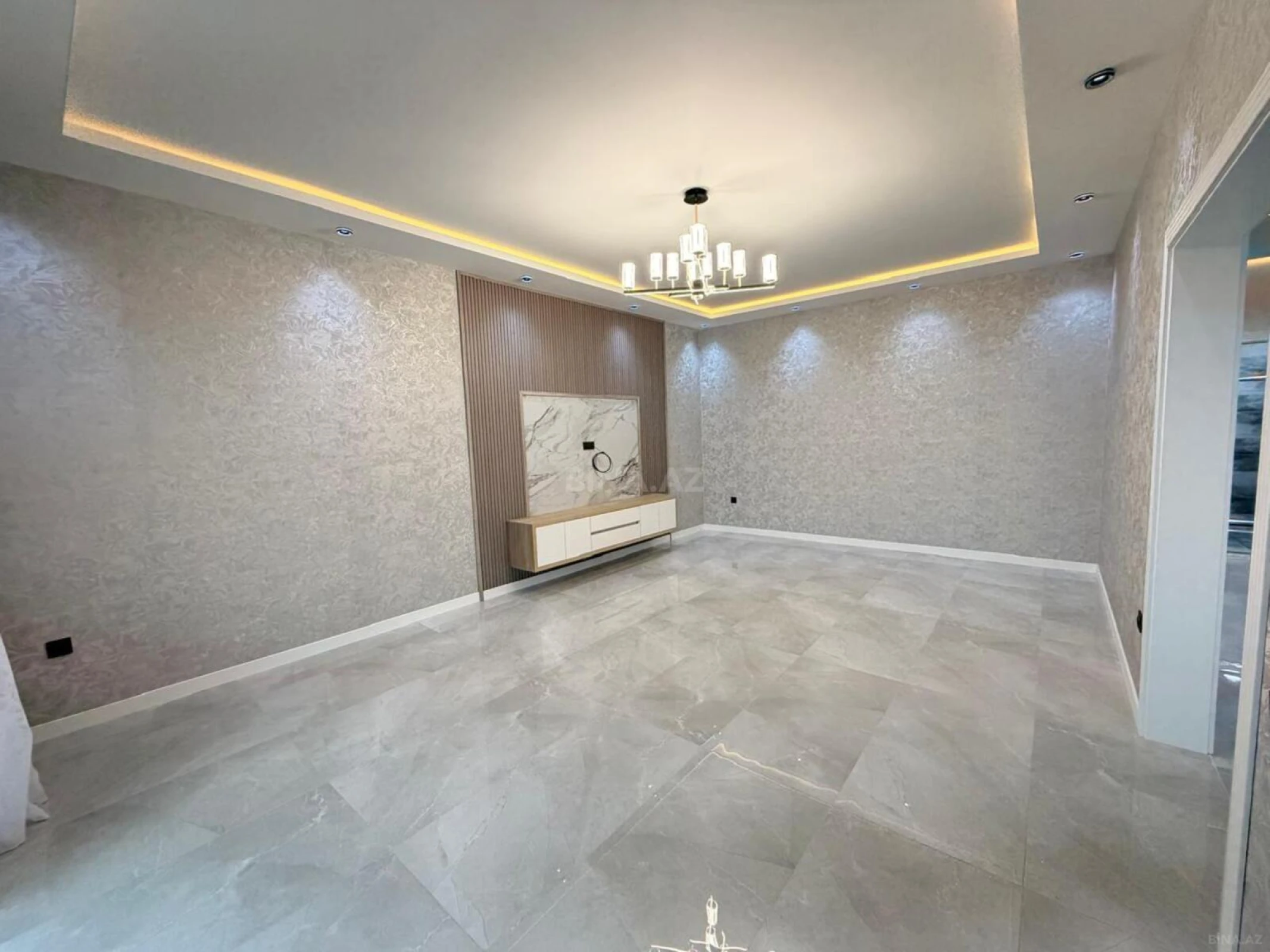 Satılır 4 otaqlı həyət evi 180 m²