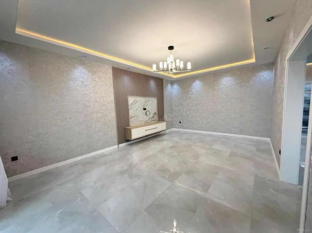 Satılır 4 otaqlı həyət evi 180 m²