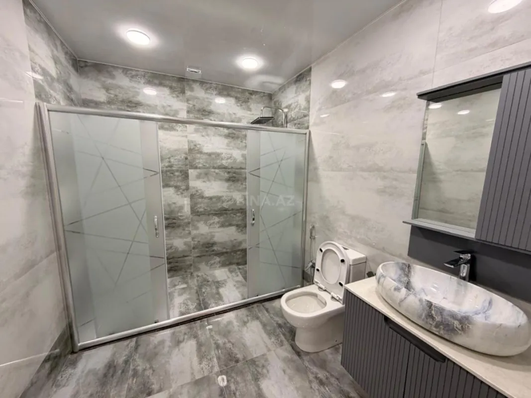 Satılır 4 otaqlı həyət evi 180 m²