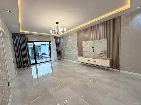 Satılır 4 otaqlı həyət evi 180 m²