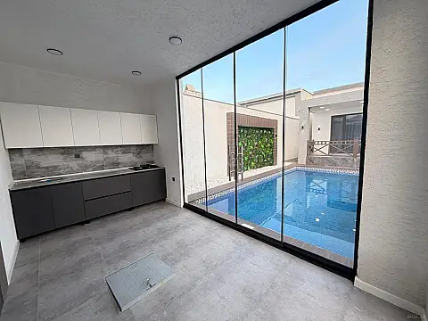 Satılır 4 otaqlı həyət evi 180 m²