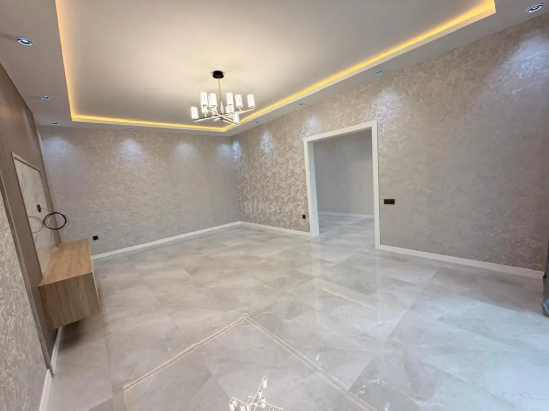 Satılır 4 otaqlı həyət evi 180 m²