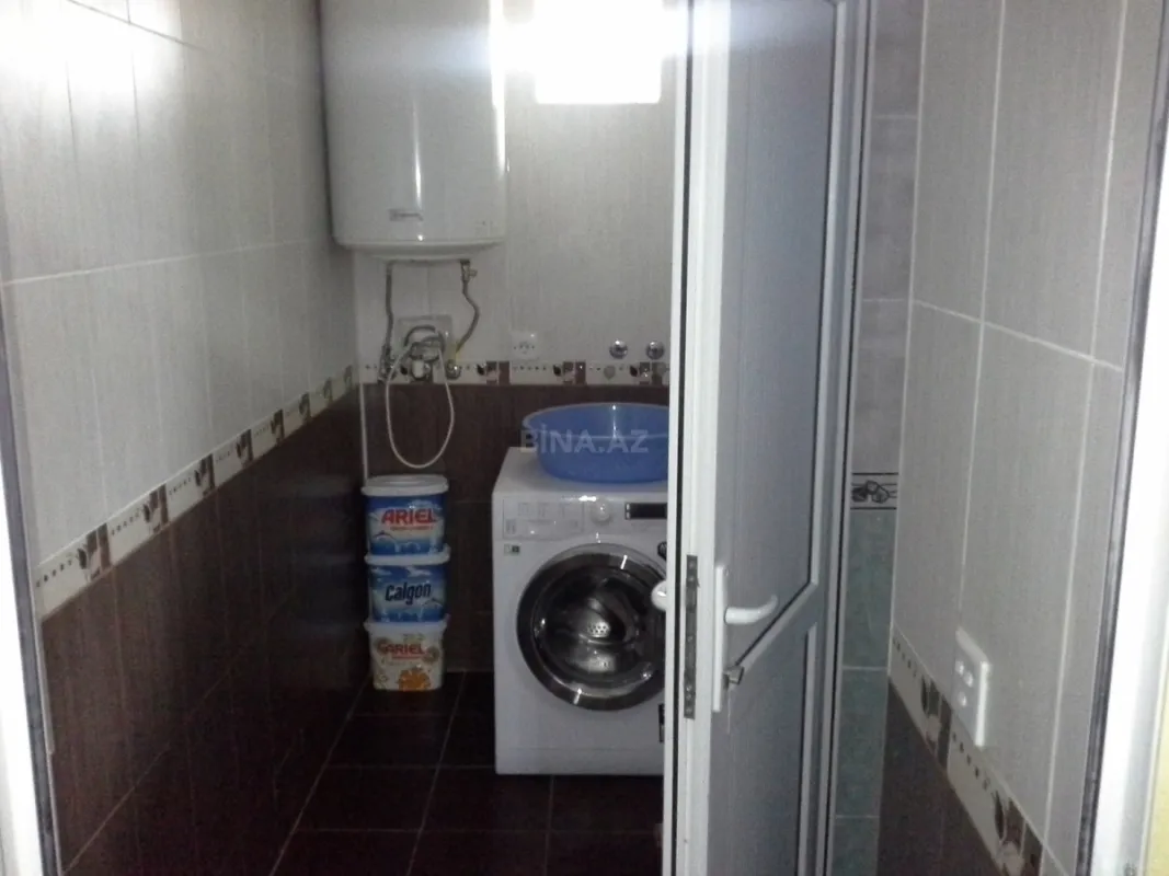 Satılır 6 otaqlı həyət evi 420 m²