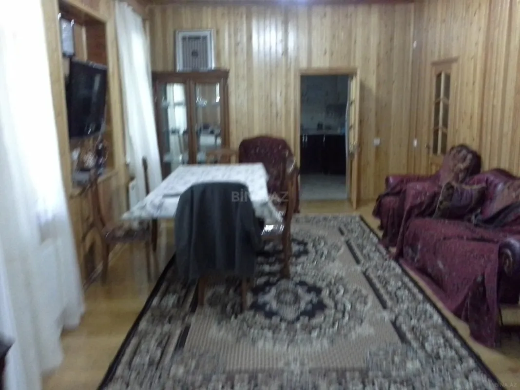 Satılır 6 otaqlı həyət evi 420 m²