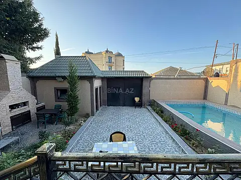 Satılır 6 otaqlı həyət evi 450 m²