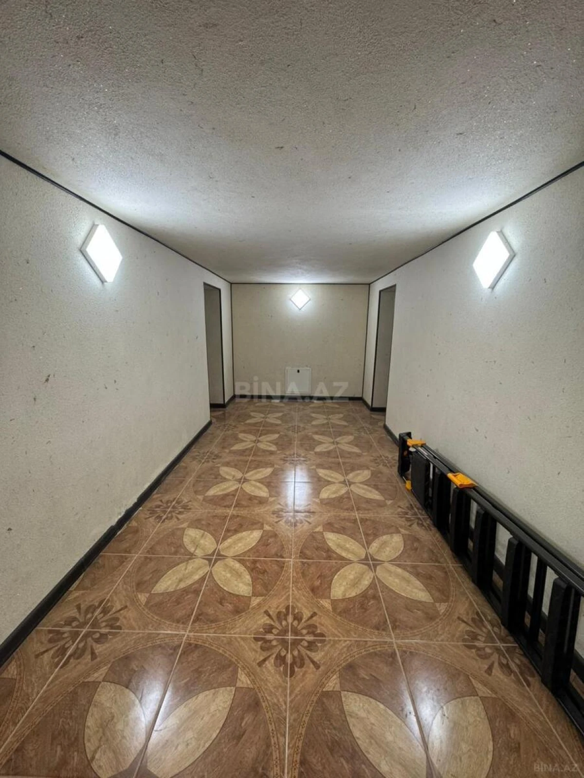 Satılır 6 otaqlı həyət evi 450 m²