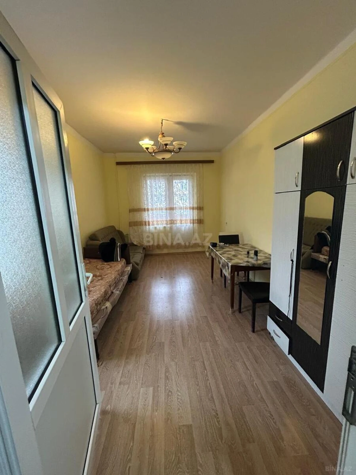 Satılır 1 otaqlı mənzil 45 m²
