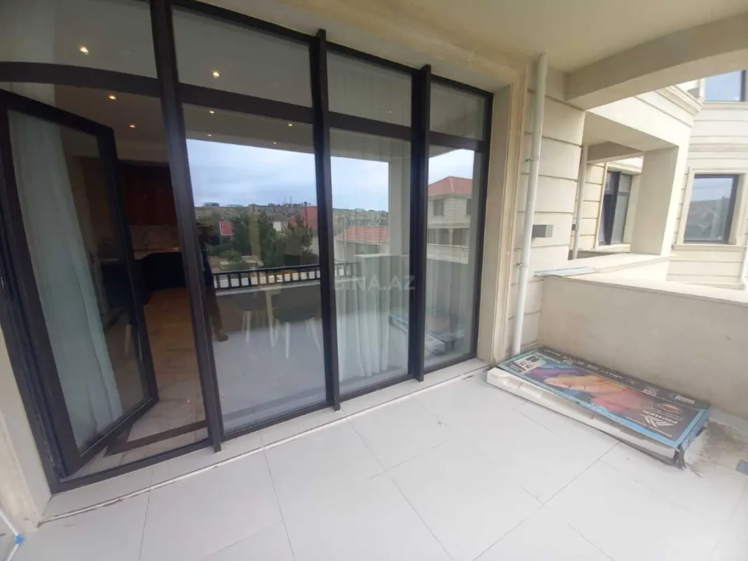 Satılır 2 otaqlı mənzil 83.1 m²