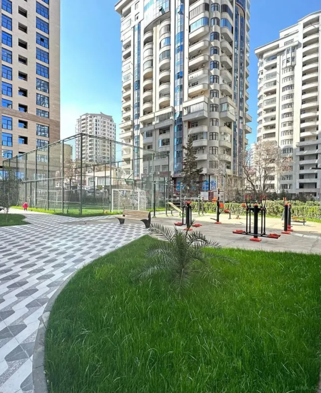 Satılır 2 otaqlı mənzil 57 m²
