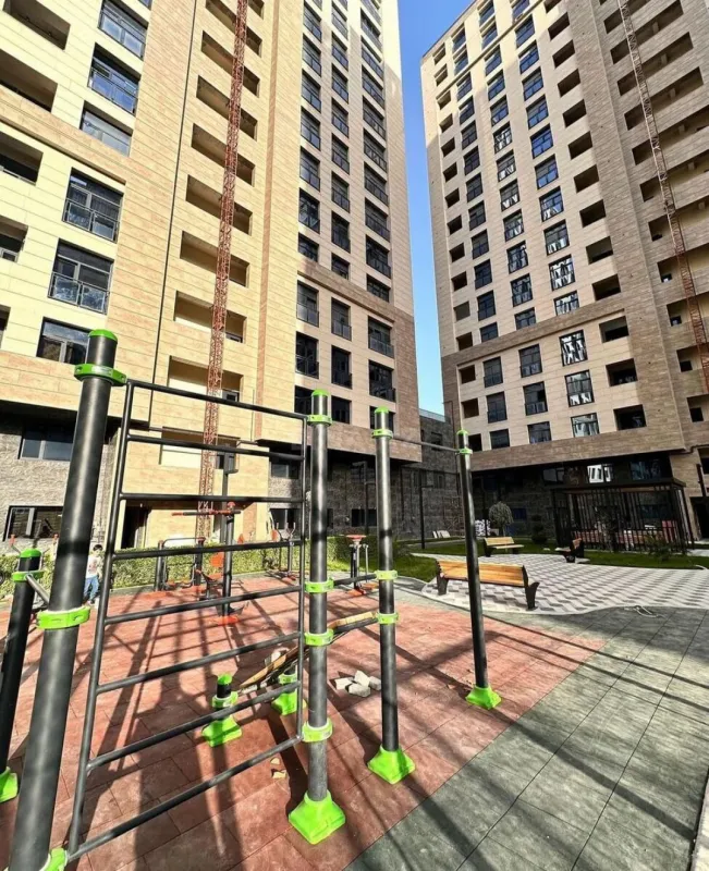 Satılır 2 otaqlı mənzil 57 m²