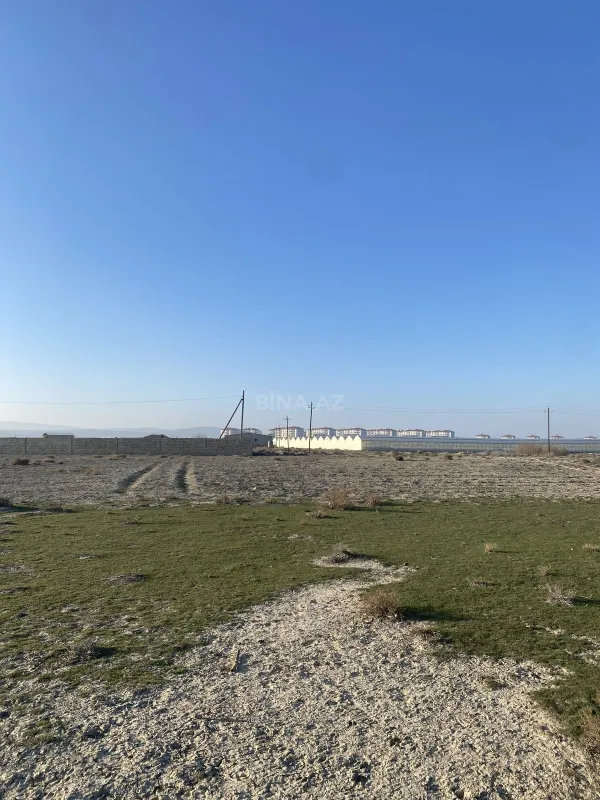 Satılır torpaq sahəsi 1400 m²