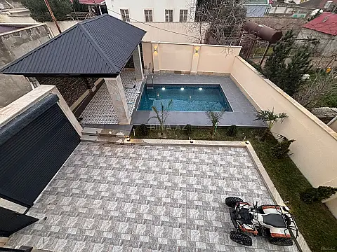 Satılır 4 otaqlı həyət evi 210 m²