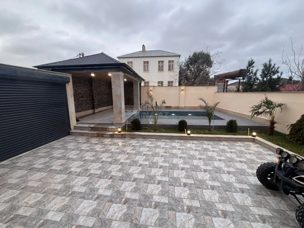 Satılır 4 otaqlı həyət evi 210 m²