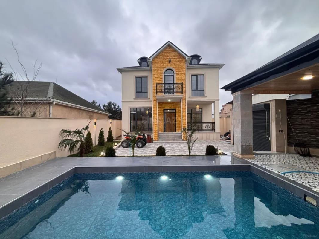 Satılır 4 otaqlı həyət evi 210 m²