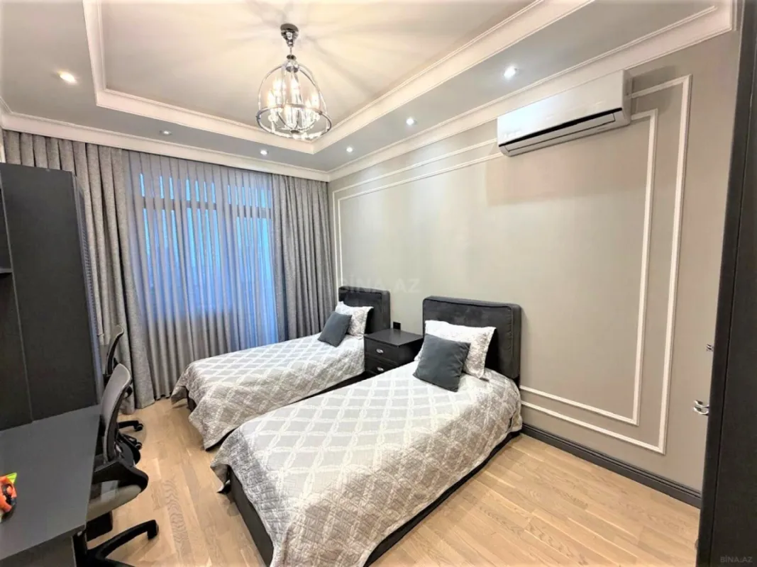 Kirayə verilir 3 otaqlı mənzil 150 m²