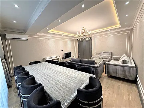 Kirayə verilir 3 otaqlı mənzil 150 m²