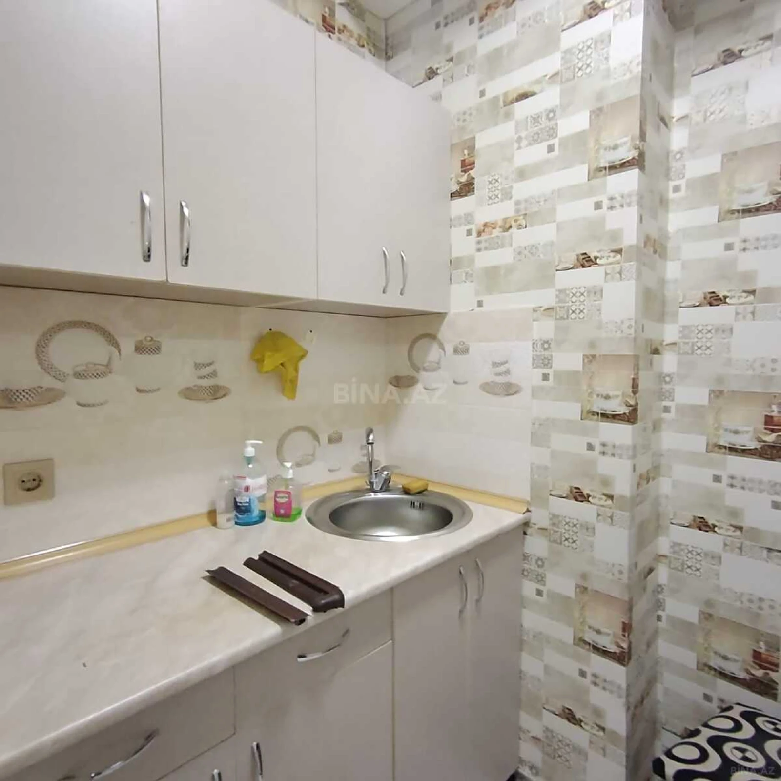 Kirayə verilir obyekt 60 m²