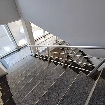 Kirayə verilir obyekt 60 m²