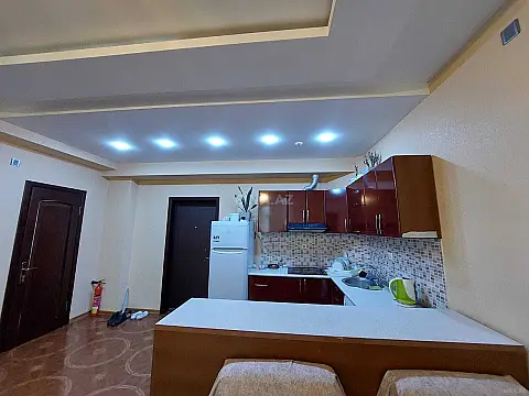 Kirayə verilir 2 otaqlı mənzil 65 m²