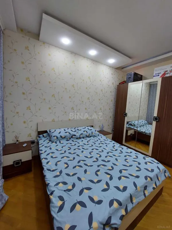 Kirayə verilir 2 otaqlı mənzil 65 m²