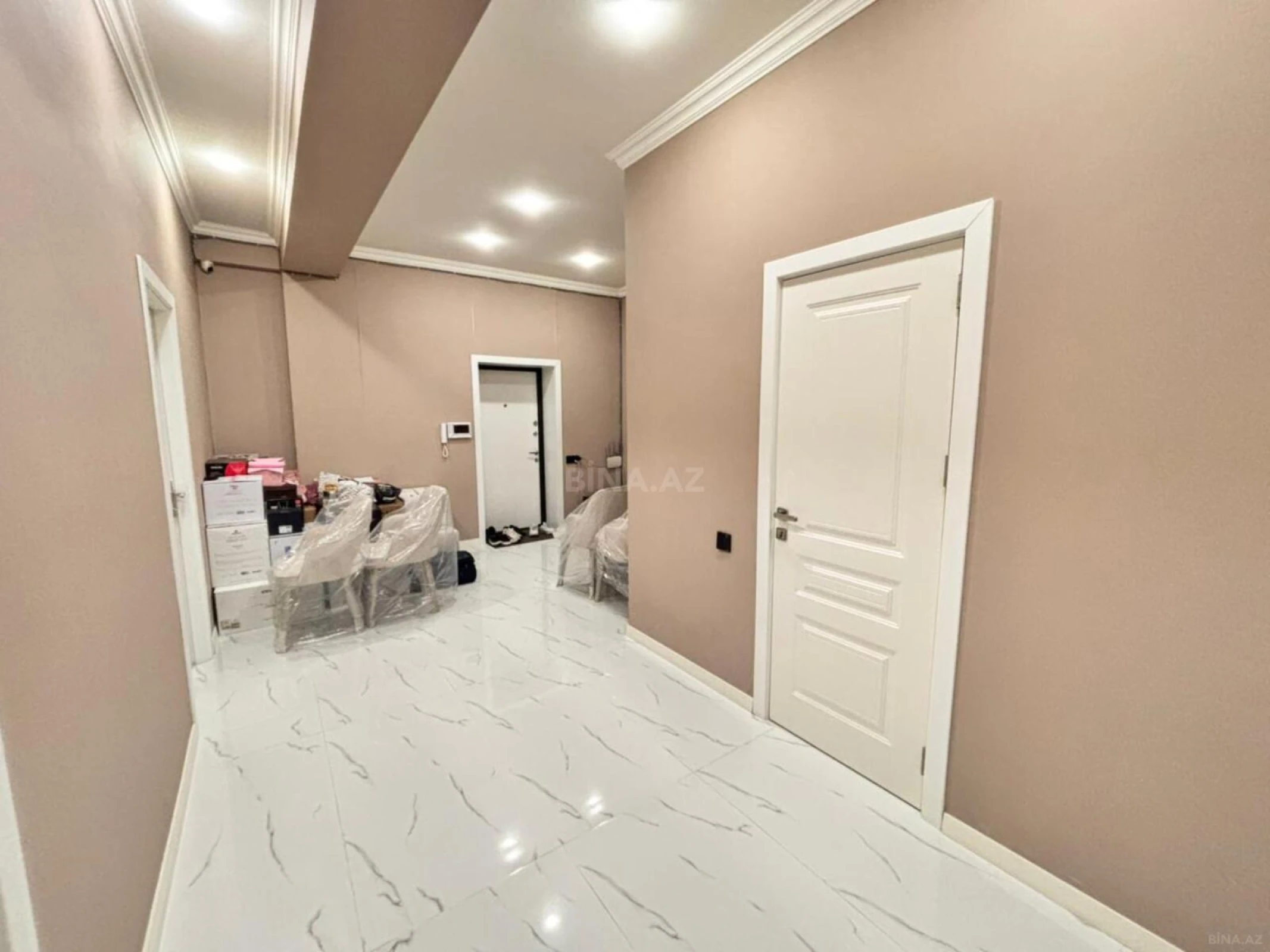 Satılır 3 otaqlı mənzil 120 m²