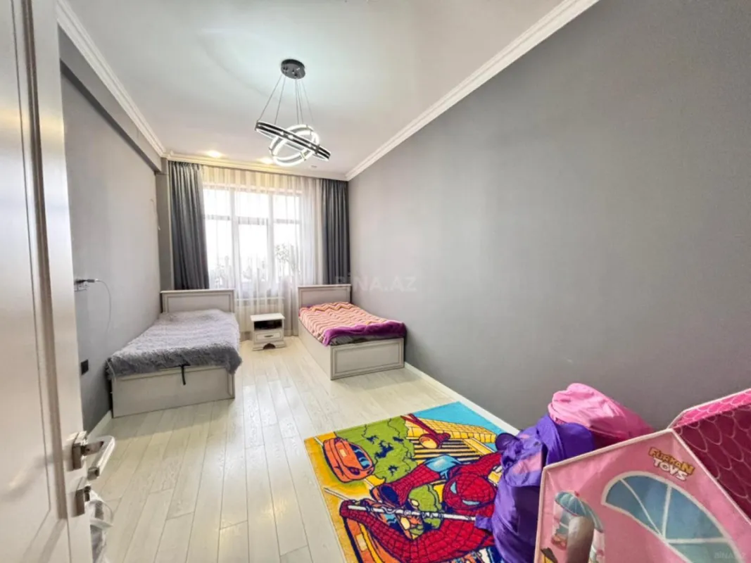 Satılır 3 otaqlı mənzil 120 m²