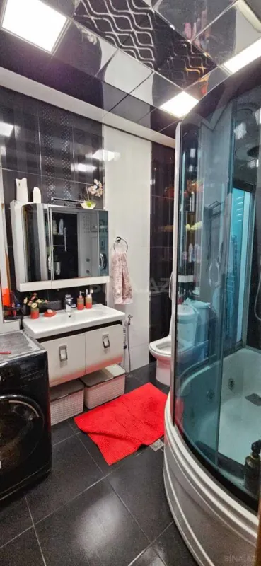 Satılır 3 otaqlı mənzil 118 m²