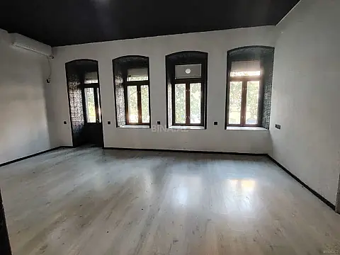 Kirayə verilir obyekt 150 m²