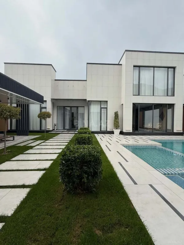 Kirayə verilir 4 otaqlı həyət evi 480 m²