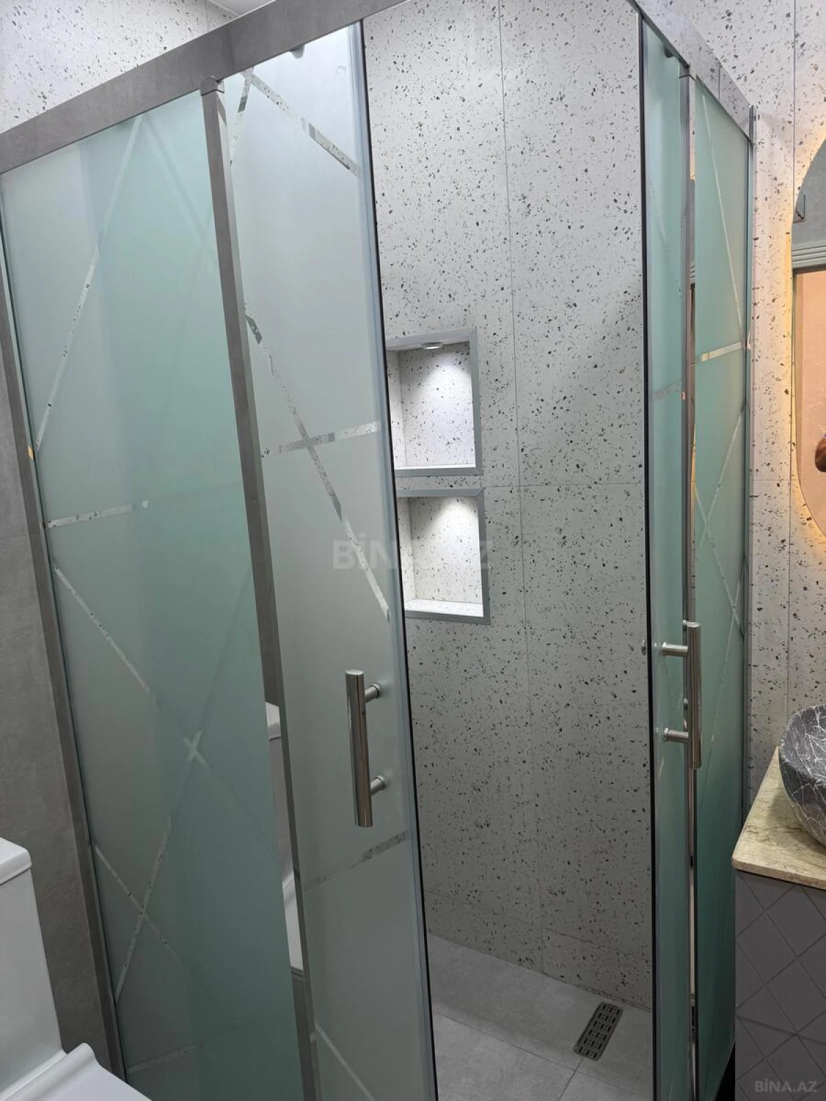 Satılır 1 otaqlı mənzil 38 m²