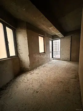 Satılır 4 otaqlı mənzil 150 m²