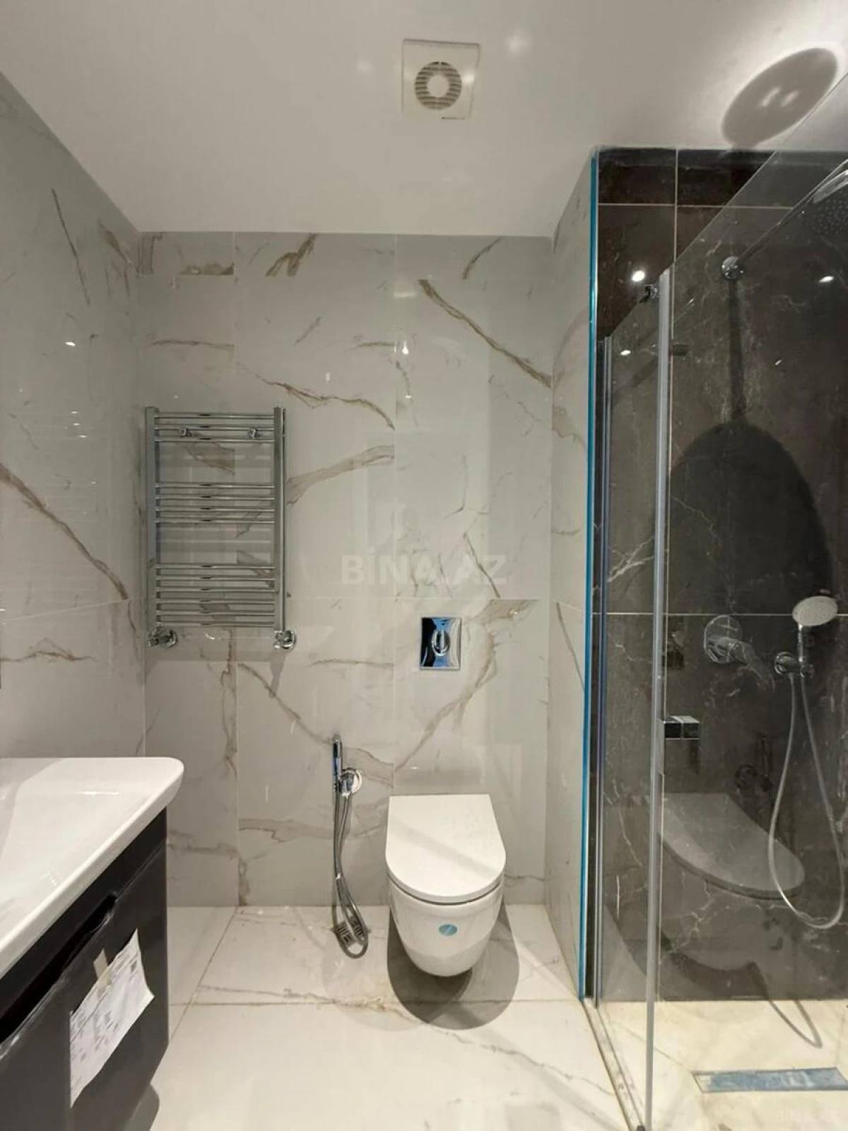 Satılır 3 otaqlı mənzil 72.5 m²