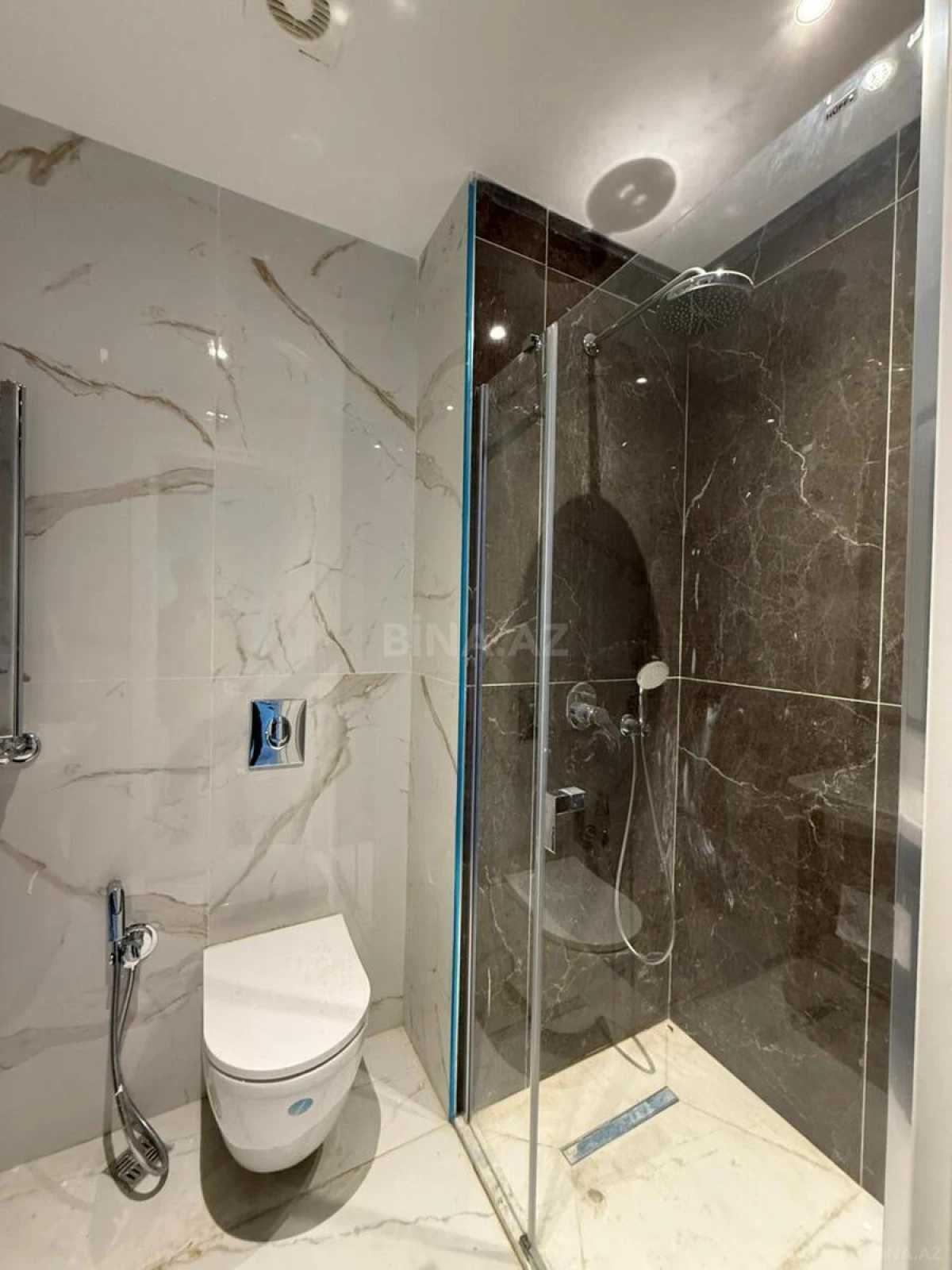 Satılır 3 otaqlı mənzil 72.5 m²