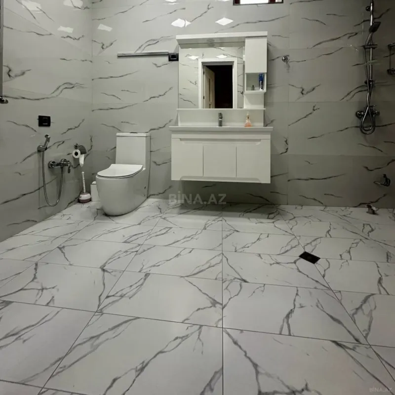 Kirayə verilir 8 otaqlı həyət evi 500 m²