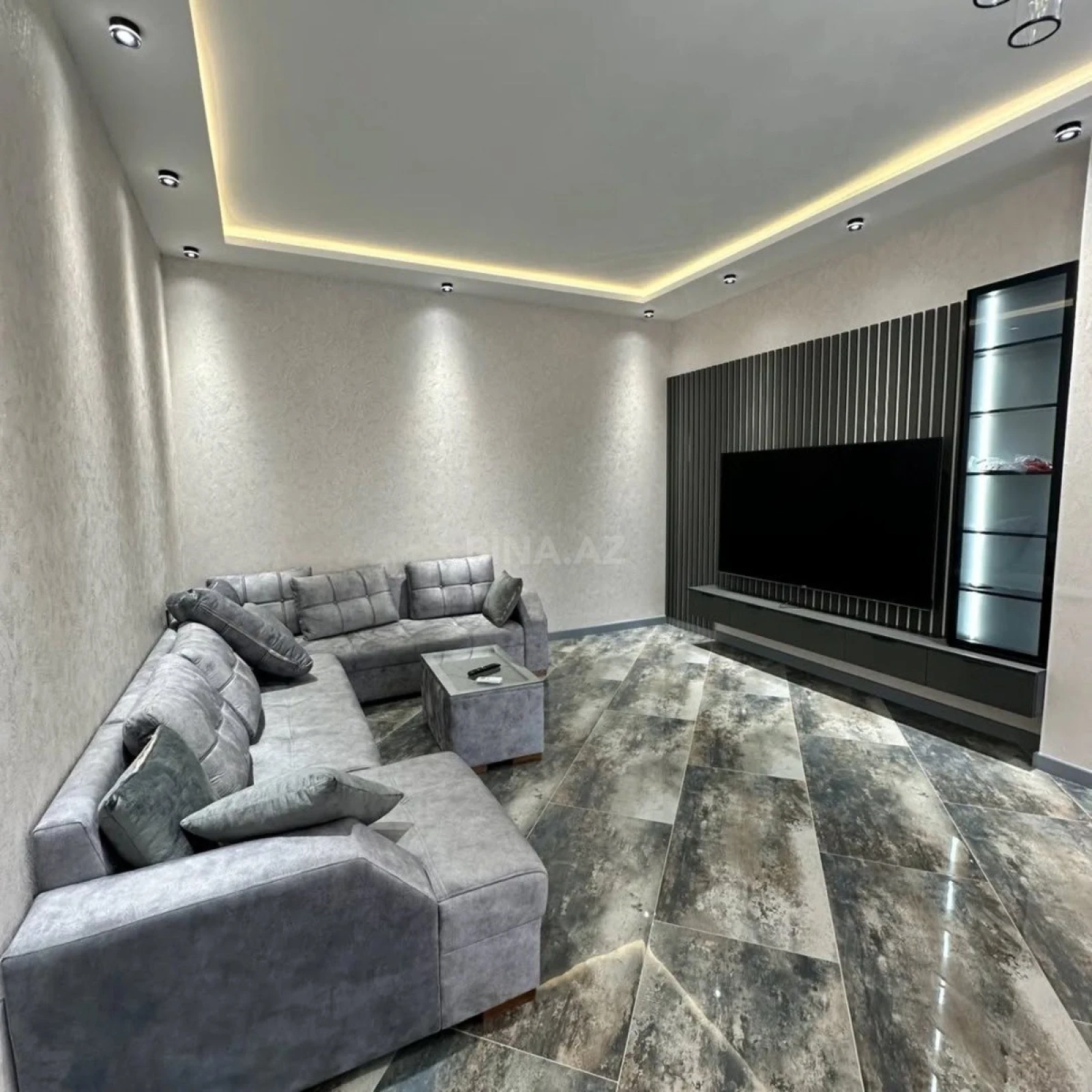 Kirayə verilir 5 otaqlı həyət evi 350 m²