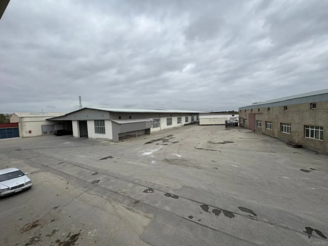 Kirayə verilir obyekt 1700 m²