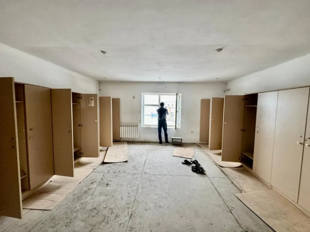 Kirayə verilir obyekt 1700 m²