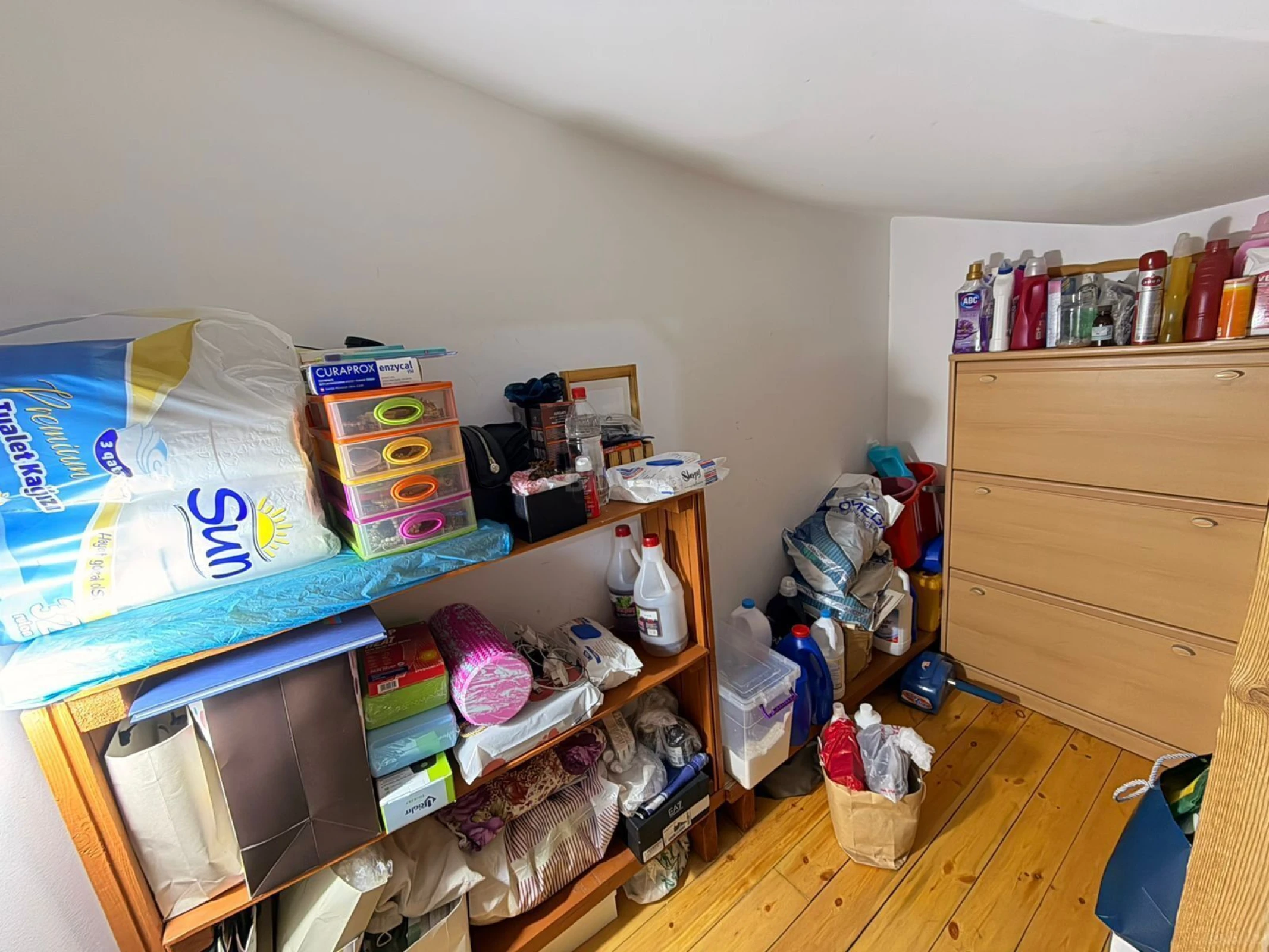 Satılır 5 otaqlı həyət evi 300 m²