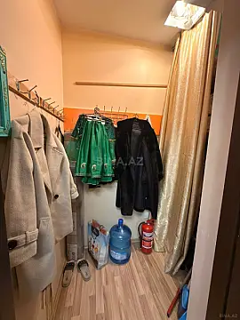 Satılır 4 otaqlı ofis 97 m²