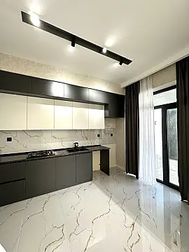 Satılır 4 otaqlı həyət evi 110 m²