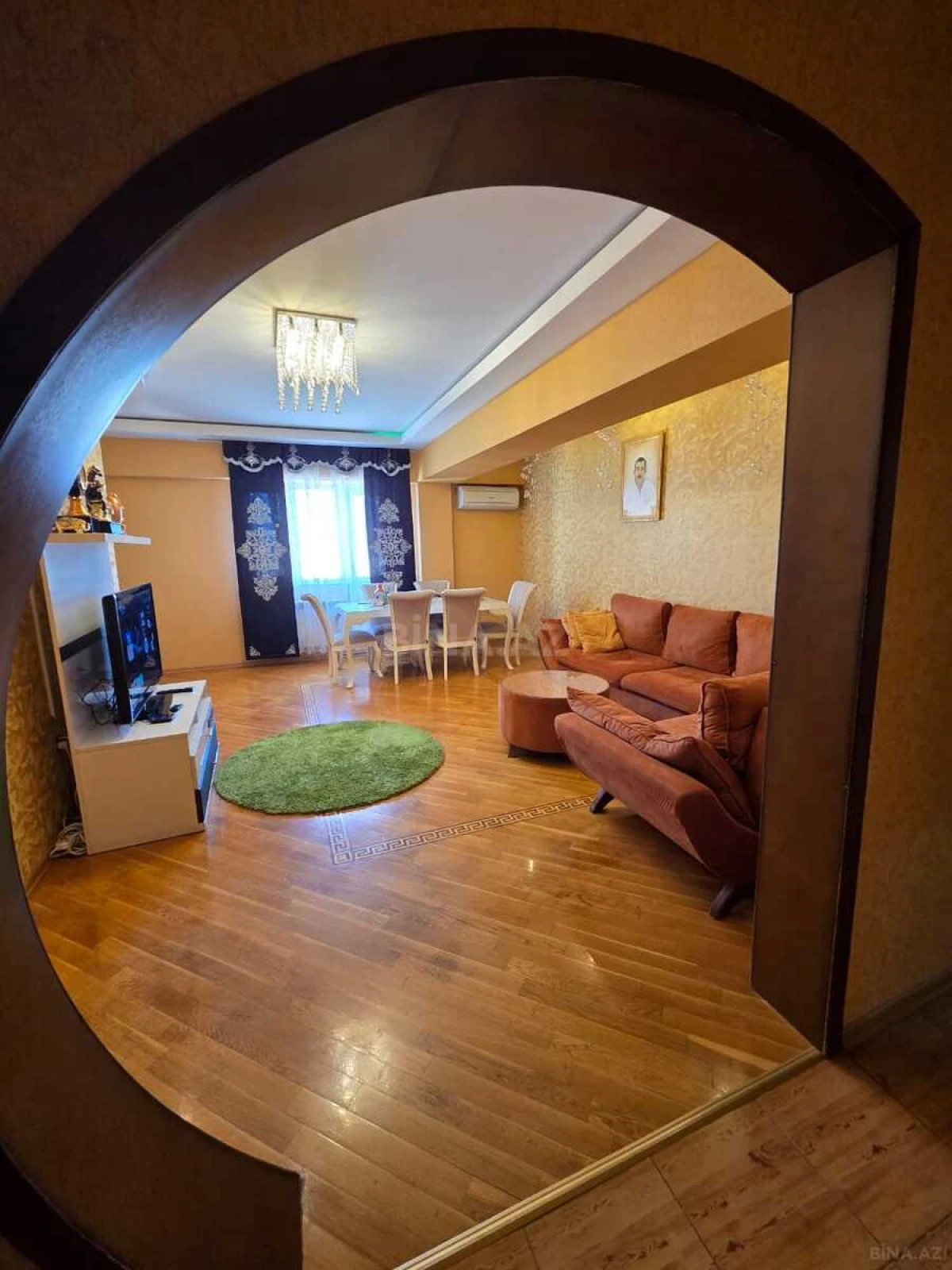 Satılır 4 otaqlı mənzil 170 m²