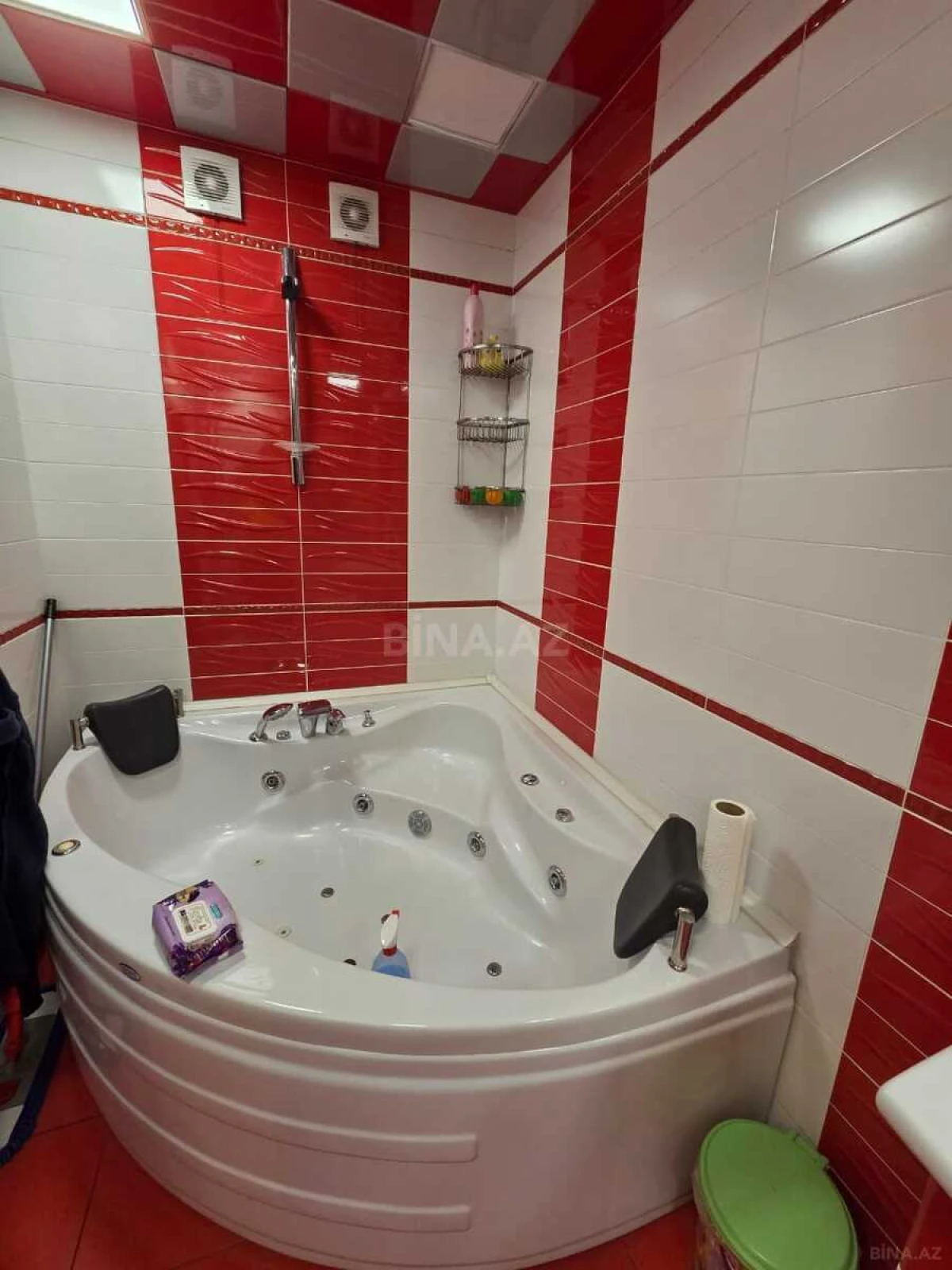 Satılır 4 otaqlı mənzil 170 m²